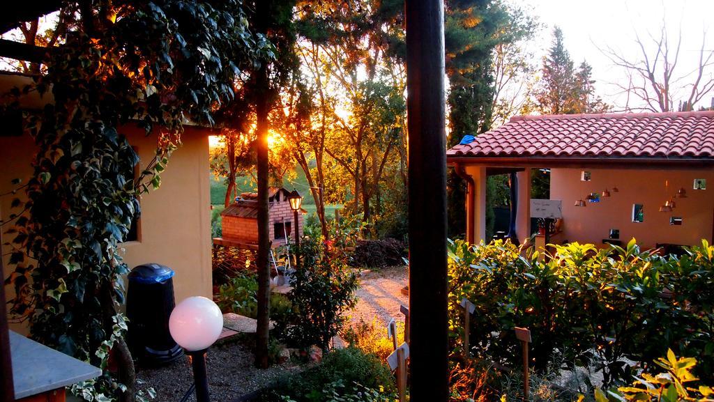 Agriturismo La Terra Valiano Kültér fotó